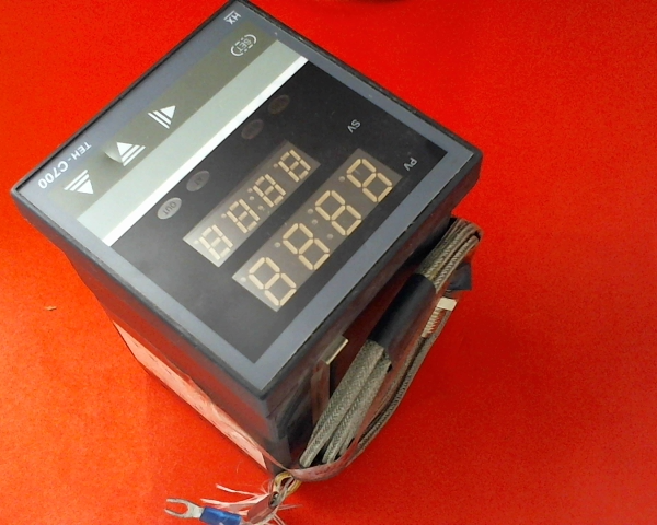 XMT 700 